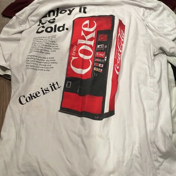 8 shirts from a variety of brands, sizes rang from small to medium, - Picture 3 of 13